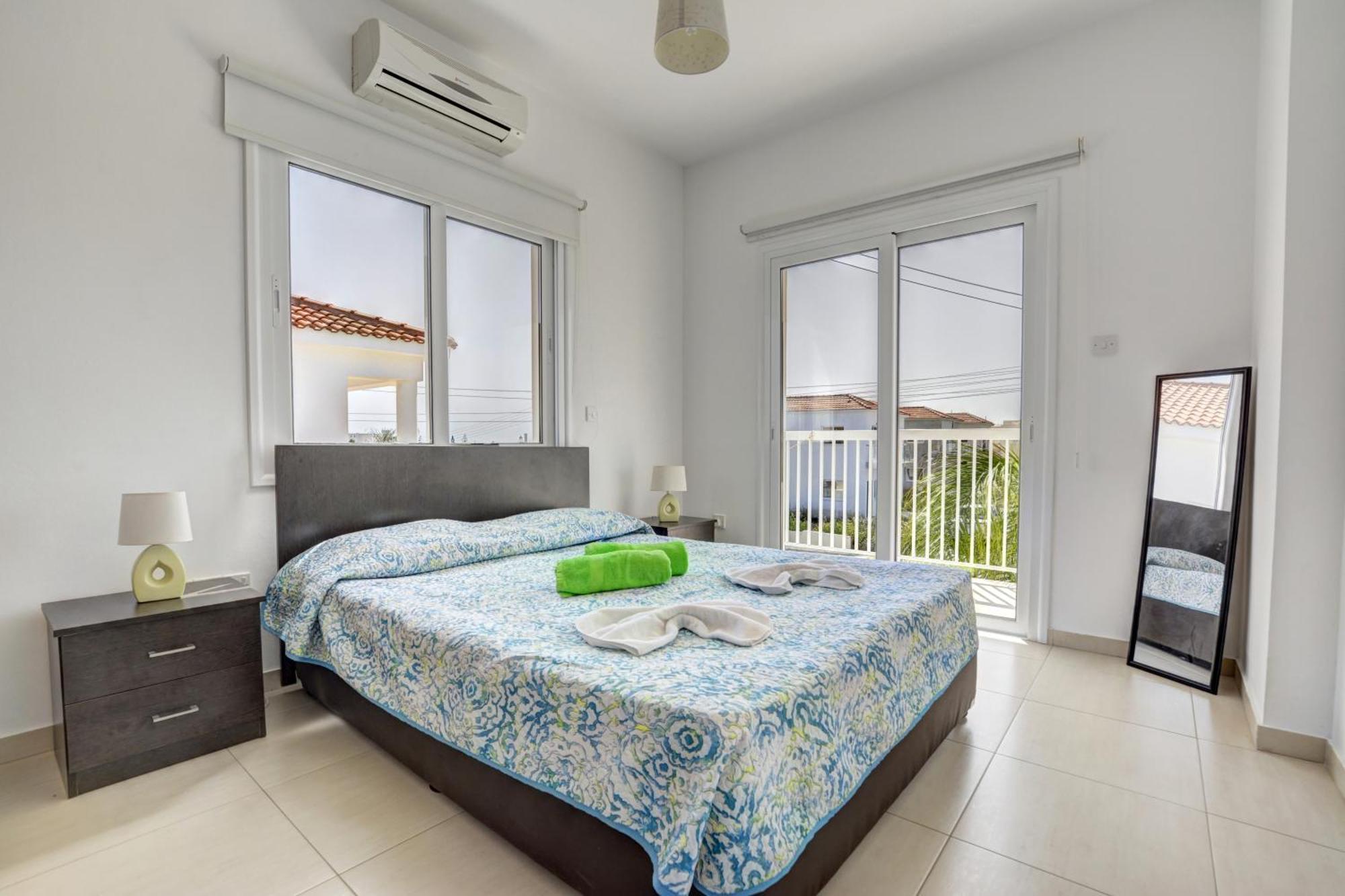 Nissi Villa Ourania Ayia Napa Exterior foto
